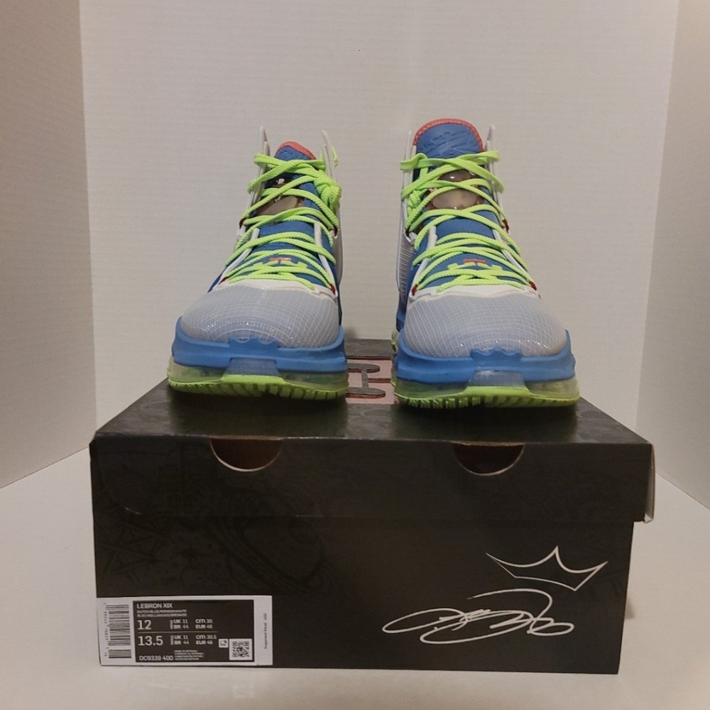 Lebron 19s, size 12